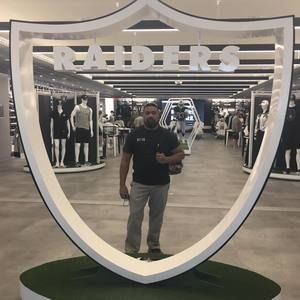 Meet your Posher, Joal